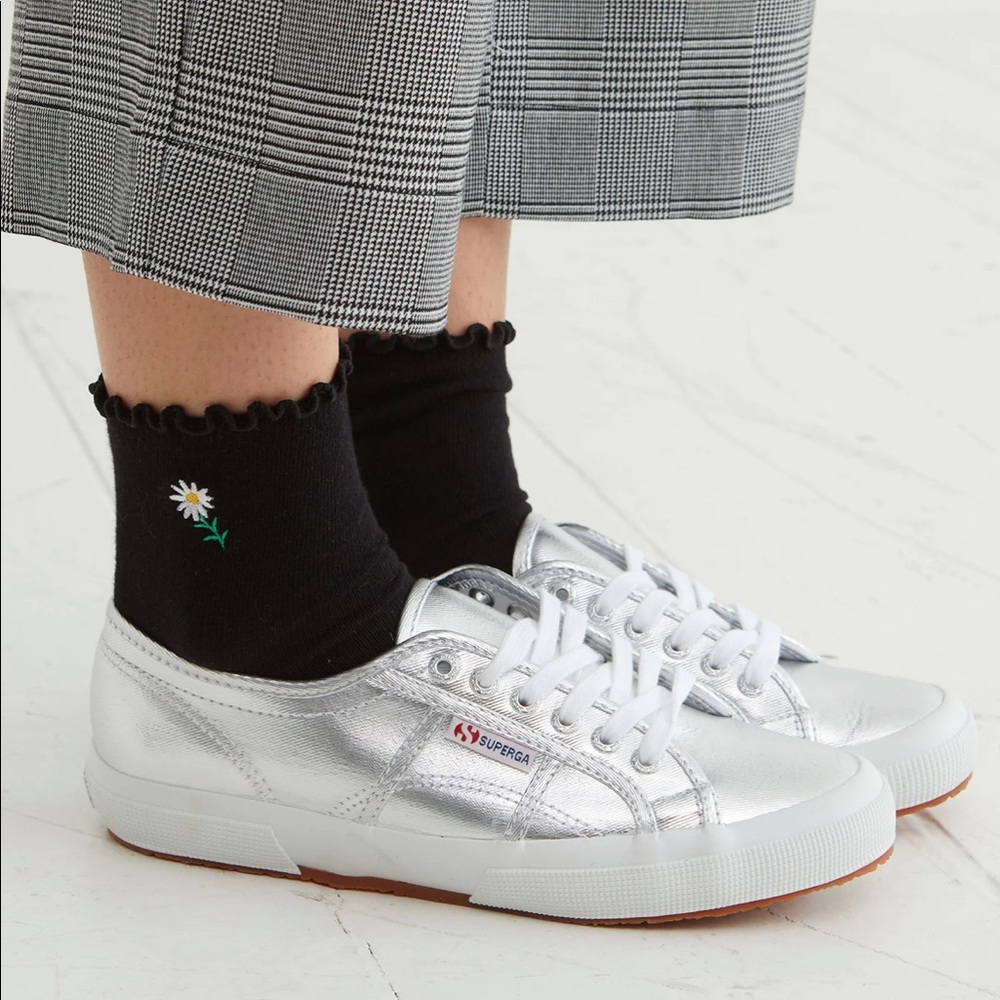 Used Superga Silver Metallic Sneakers in size 37-1/2.